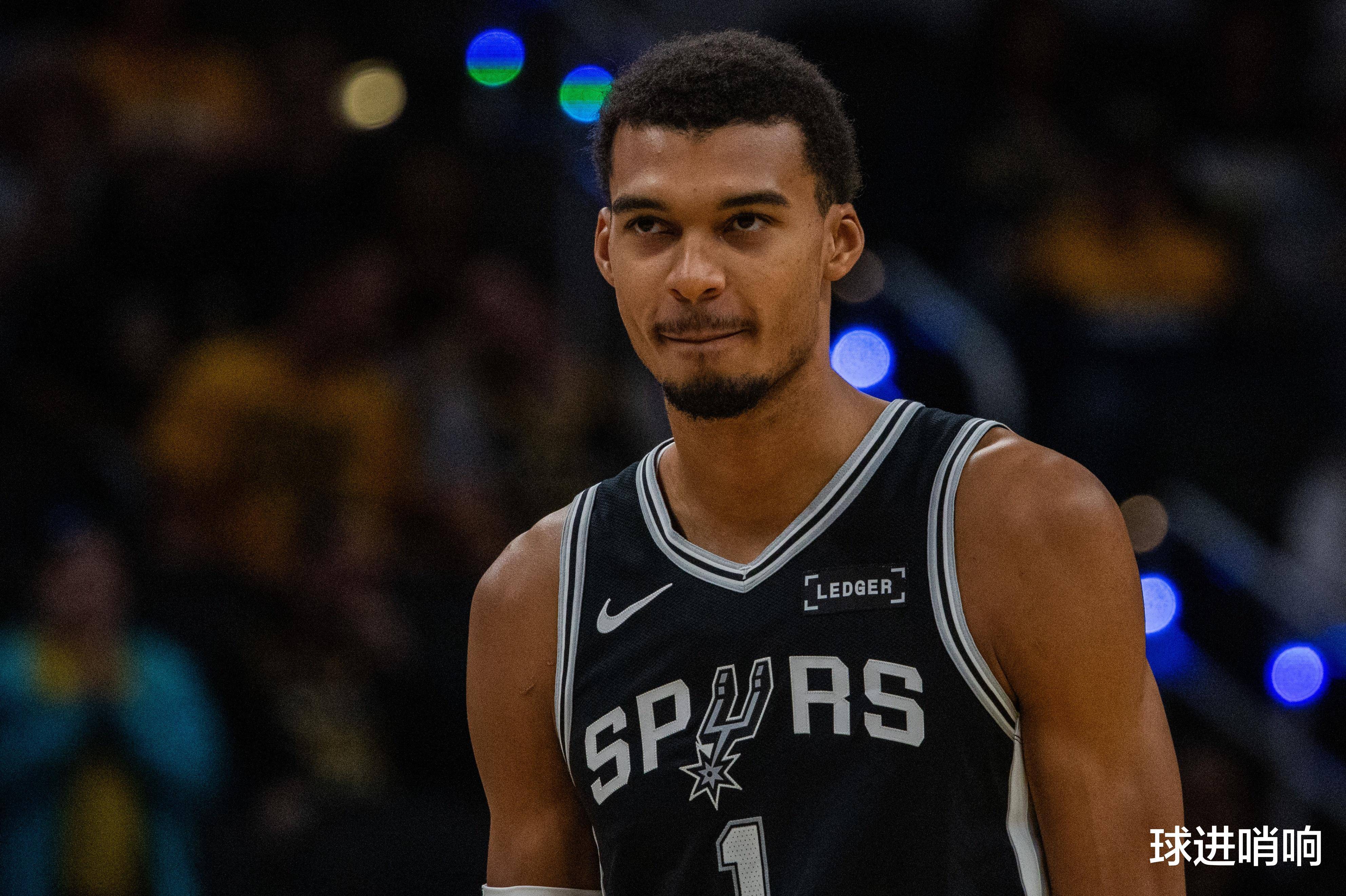 立博体育官方网站-包含赛地聚焦：CBA常规赛赛后热度飙升，俄克拉荷马雷霆再遭质疑，质疑声仍在，球队文化再被提及的词条